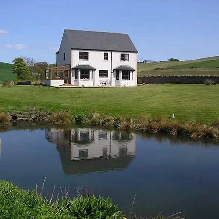 Balhousie Farm Bed And Breakfast-3