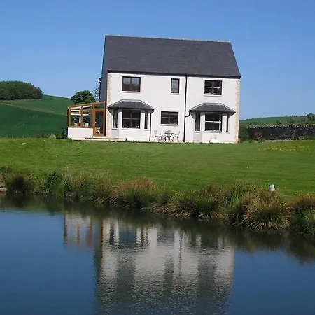 Balhousie Farm Bed And Breakfast-2